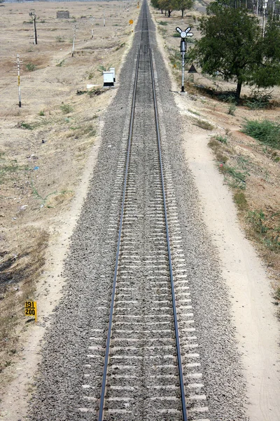 Vía férrea larga —  Fotos de Stock