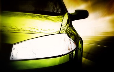 Yeşil spor araba - ön yüz
