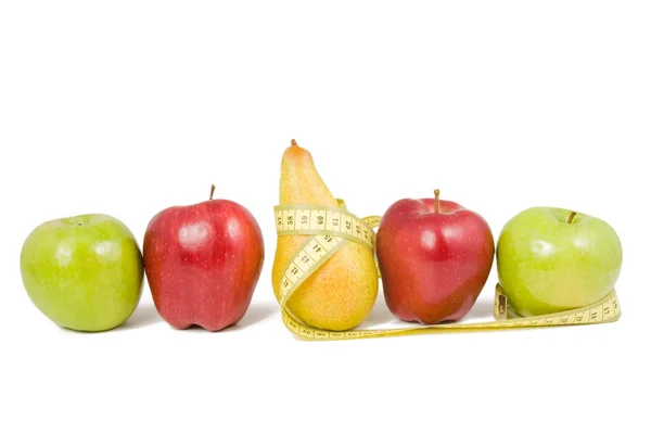 Senttimetreihin käärityt hedelmät — kuvapankkivalokuva