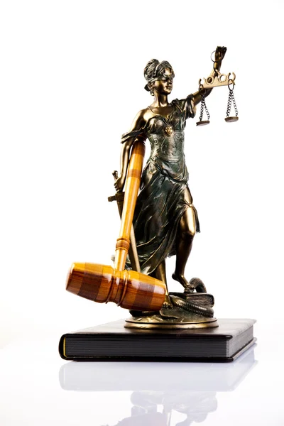 Scale di giustizia e di diritto — Foto Stock