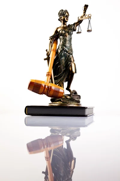 Martelo e deus da lei — Fotografia de Stock