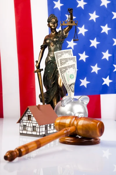 Hamer en god van de wet — Stockfoto
