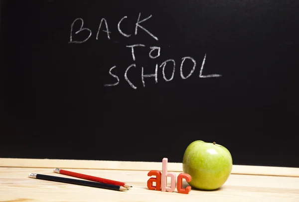 Πίσω στο σχολείο, επιγραφή στο blackboard — Φωτογραφία Αρχείου
