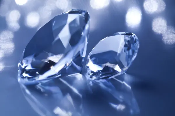 钻石-昂贵的石头 — 图库照片