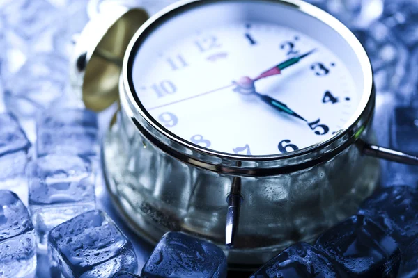 Ice cubes & Alarm clock — Stok fotoğraf