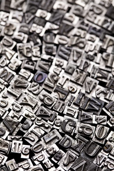 Uma mistura de caracteres de tipografia vintage — Fotografia de Stock