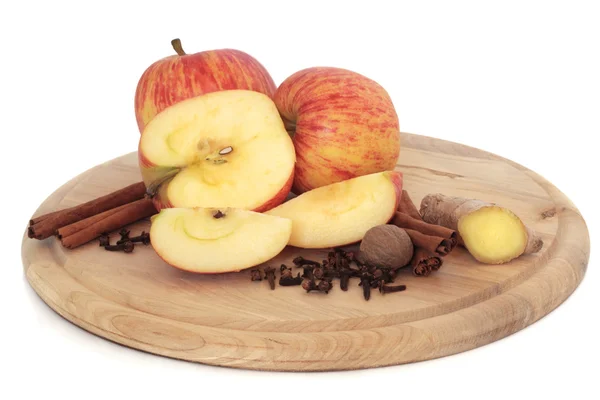 Elma ve baharatlar — Stok fotoğraf