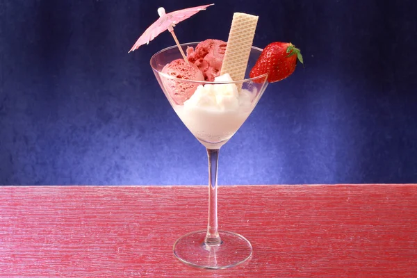 Xícara de sorvete — Fotografia de Stock