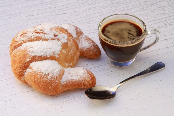 Kahve ile börek — Stok fotoğraf