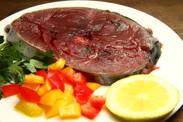 Färsk tonfisk — Stockfoto
