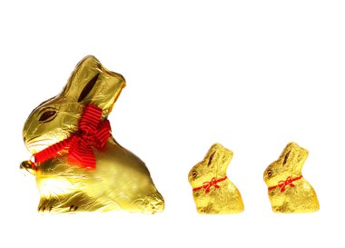 Altın çikolata Paskalya tavşanları