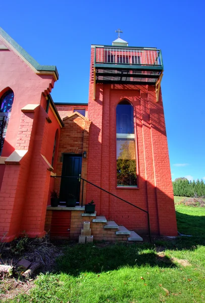 Kirche mit Turm — Stockfoto