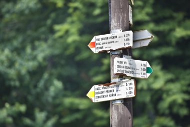 slovak cennet dağlar yol işaretleri