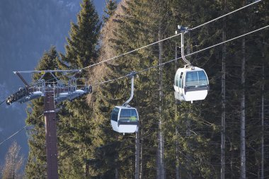 Kayak gondola İtalyan dolomites içinde