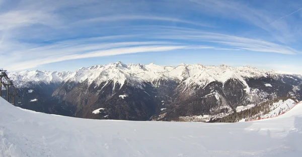 Зимовий пейзаж, взятий з лінзою Фіше — стокове фото