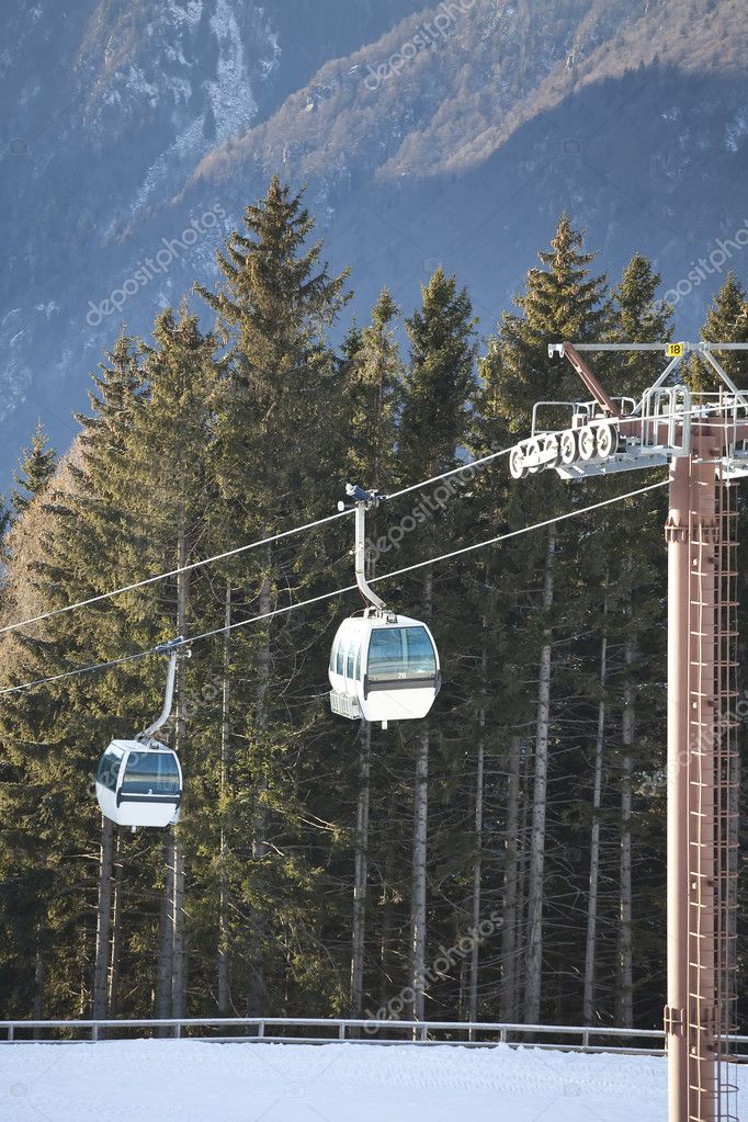 Ski gondola in Italian Dolomites — Stock Photo © furzyk73 3063686