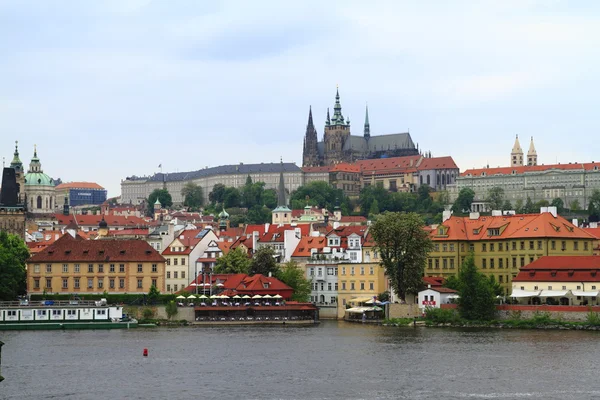 Die Prager Burg — Stockfoto