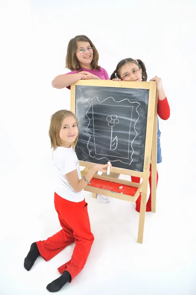 Küçük kızlar ve yazı tahtası — Stok fotoğraf