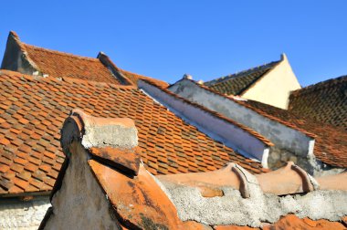 Antik çatı kiremit ile yapılan