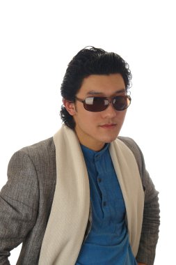 Asyalı adam sunglass portre