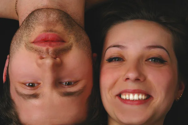Щасливий портрет чоловіка і жінки — стокове фото