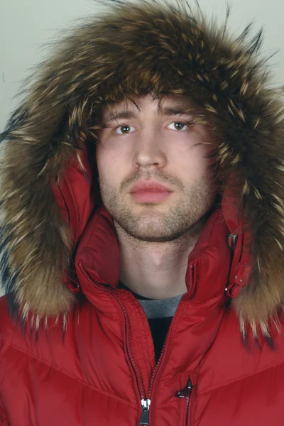 Inverno homem closeup retrato — Fotografia de Stock