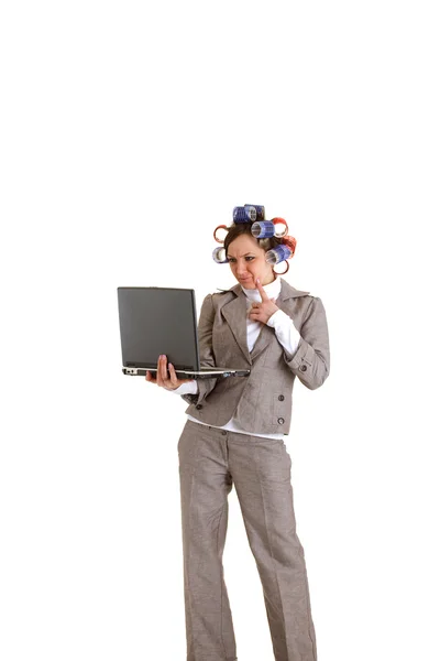 Mulher de negócios com encrespadores e laptop — Fotografia de Stock