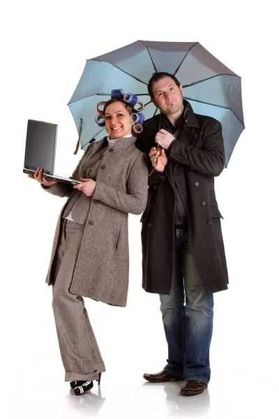 Coupple з парасолькою — стокове фото