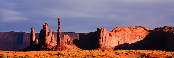 Monument Valley em luz da tarde — Fotografia de Stock