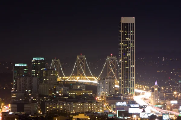 Bay bridge på natten — Stockfoto