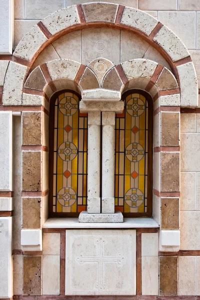 Detalhe da janela da igreja — Fotografia de Stock