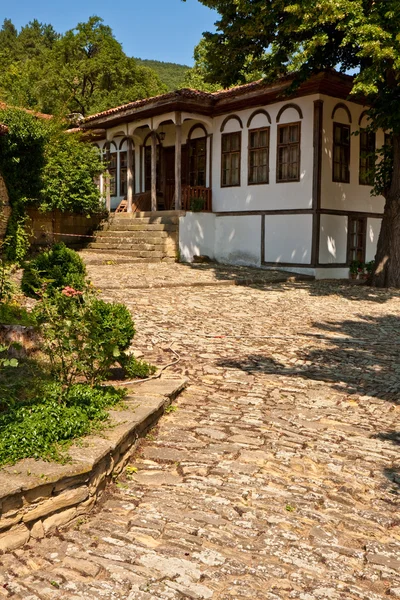 Historische huis in zheravna — Stockfoto