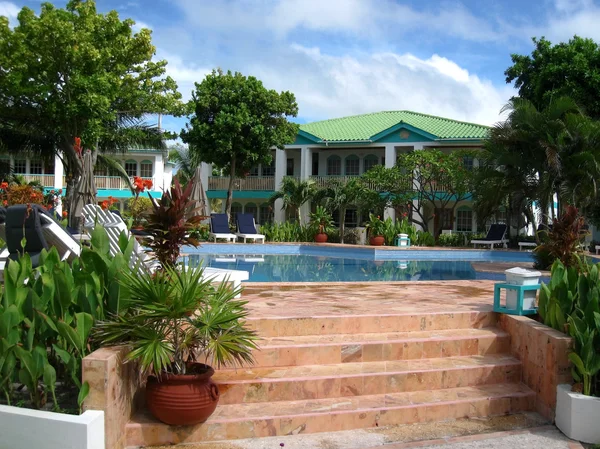 Tropische resort op ambergris caye — Stockfoto