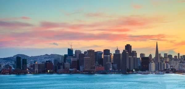 샌프란시스코의 스카이라인 — 스톡 사진