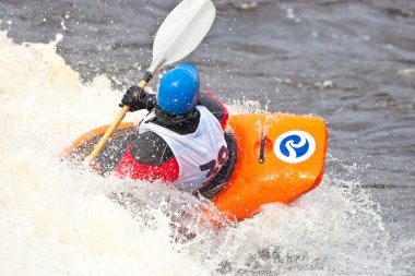 Freestyle whitewater üzerinde