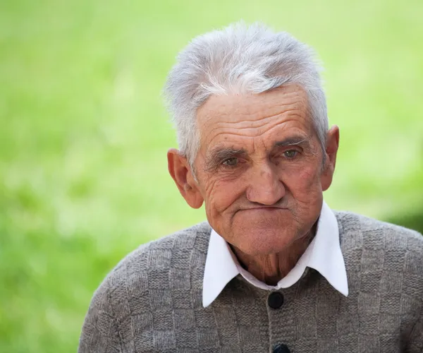 Yaşlı bir adamın portresi. — Stok fotoğraf