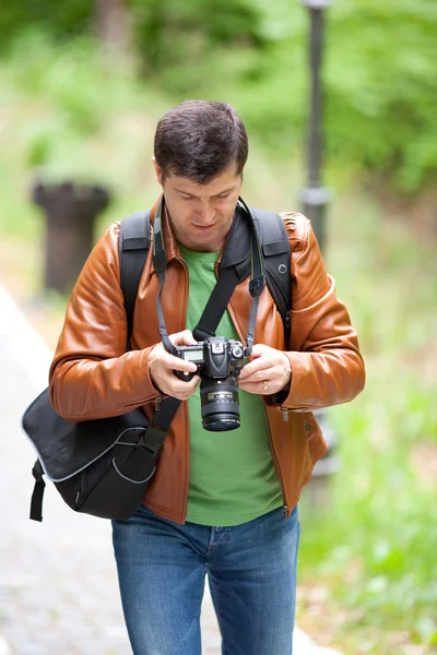 Fotógrafo al aire libre —  Fotos de Stock