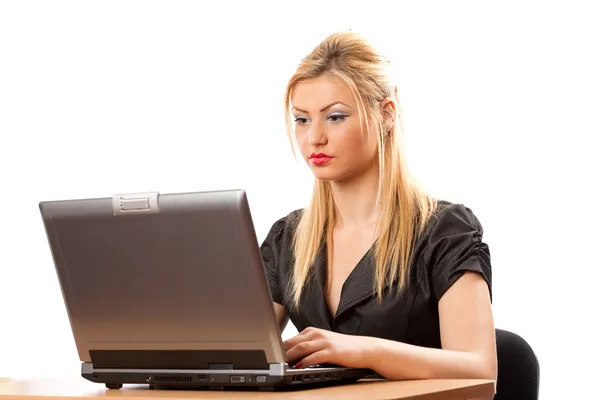 Business lady arbetar på bärbar dator — Stockfoto