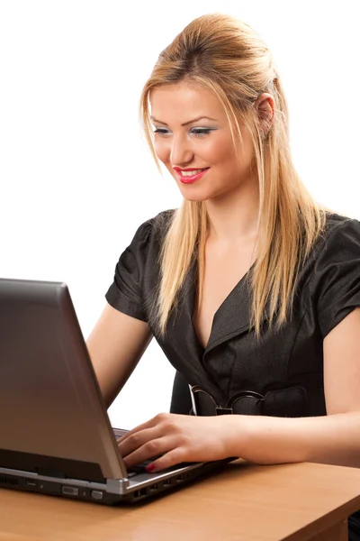 Senhora de negócios com laptop — Fotografia de Stock
