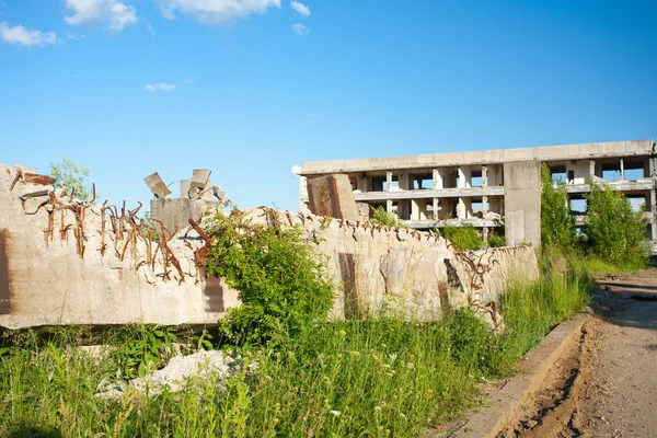 Opuszczone budynki przemysłowe — Zdjęcie stockowe