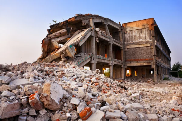 Промышленные руины — стоковое фото