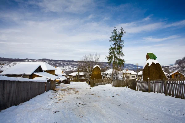 Snowy rural landscape — Zdjęcie stockowe