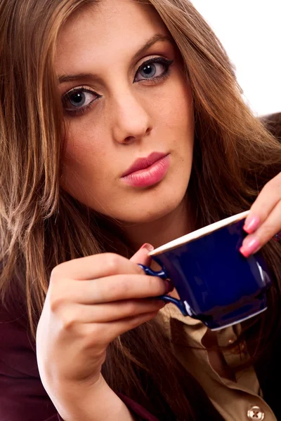 Glamour femme d'affaires avec tasse à café — Photo