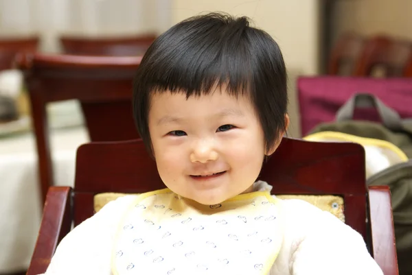 Азиатский ребенок — стоковое фото