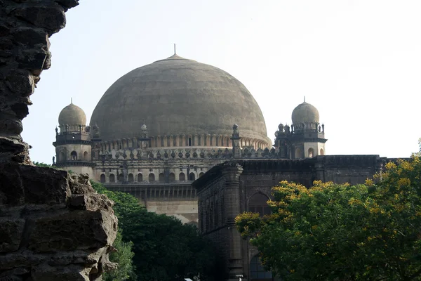 stock image View of Gol Gumbaz