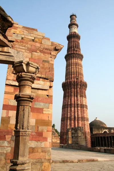 Qutub Minar em Delhi — Fotografia de Stock