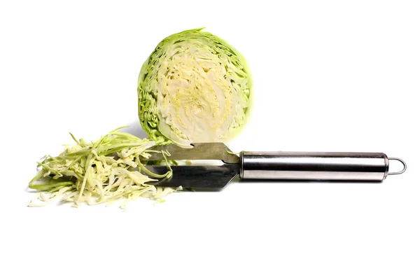 Kesilmiş lahana ve bıçak — Stok fotoğraf