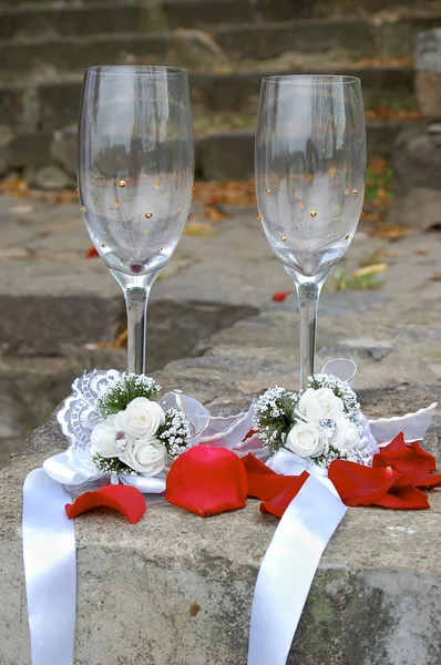 शॅम्पेनसाठी लग्न चष्मा — स्टॉक फोटो, इमेज