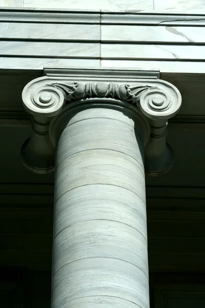 Old marble column — Stock Photo, Image