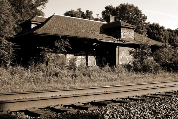 废弃的火车站 — 图库照片